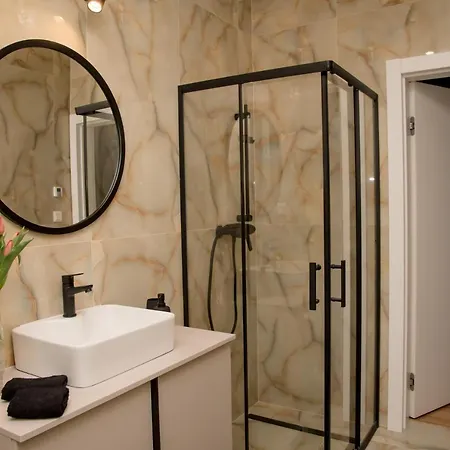 Rezidencia Pod Zamkom Luna Apartman *