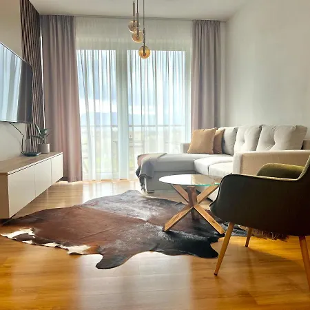 شقة Rezidencia Pod Zamkom Luna