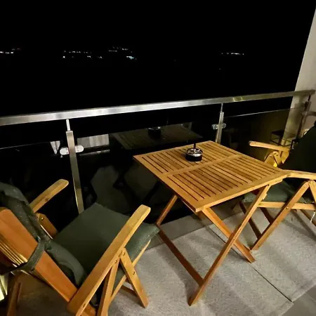 Rezidencia Pod Zamkom Luna بايموتْسْ